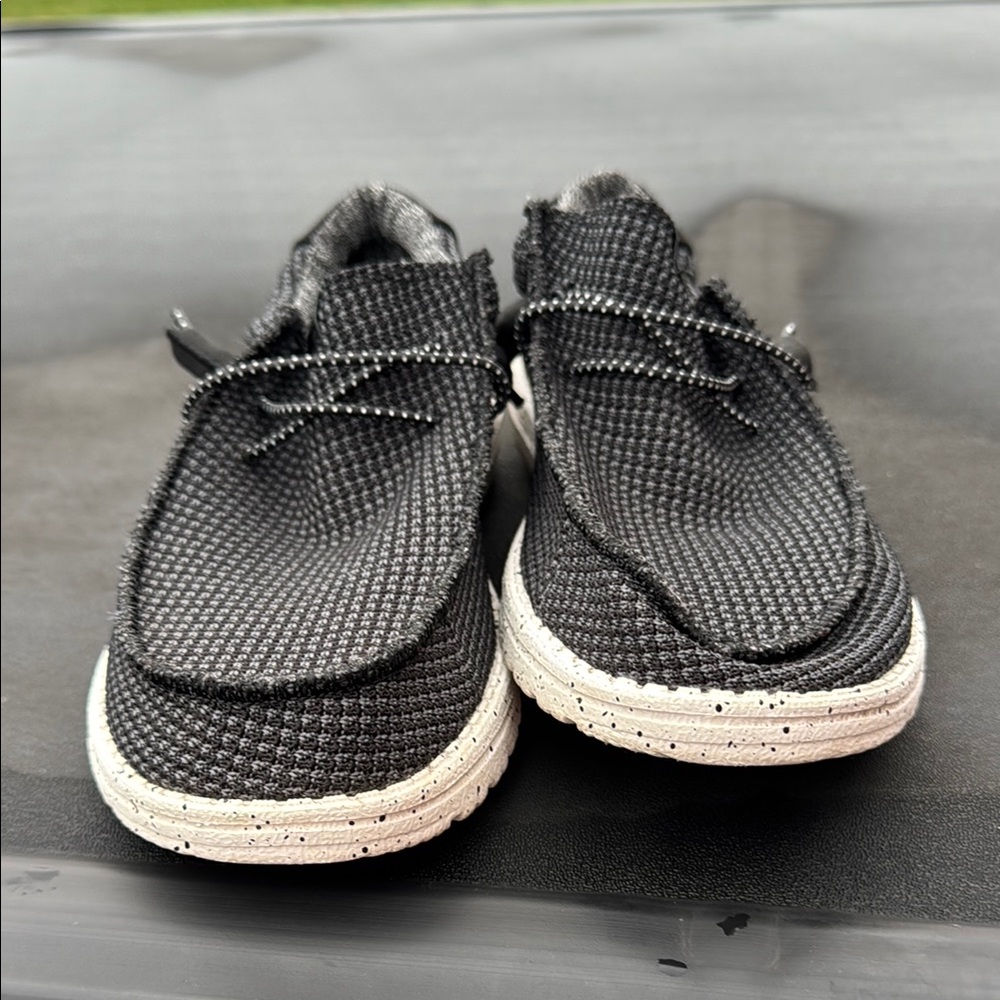 Kids Black Textured Shoes